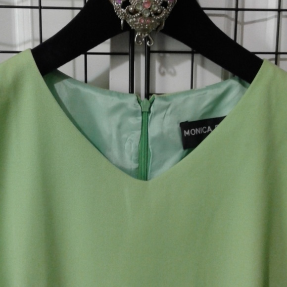 Classic wool fitted bodice dress. Italy. NWT - Picture 3 of 5